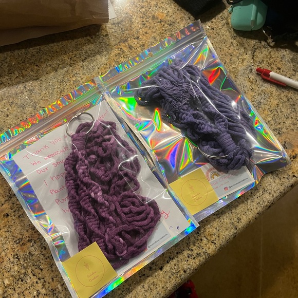 Large macrame plant hanger - Picture 8 of 8